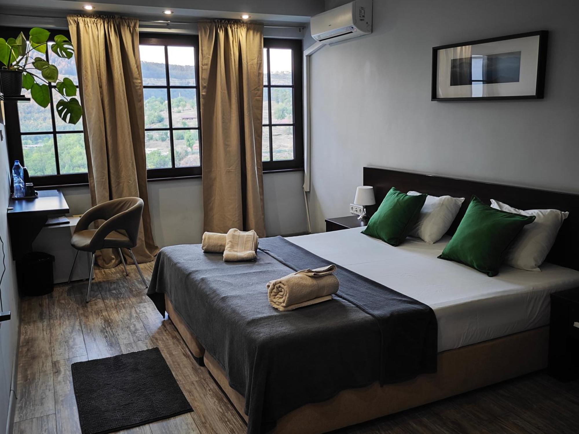 The Hill Hotel Veliko Tarnovo Exterior photo